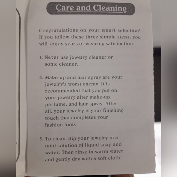 Nolan Miller Earrings - Poinsettia Rhinestone - Never Worn - Original Box - Picture 5 of 6